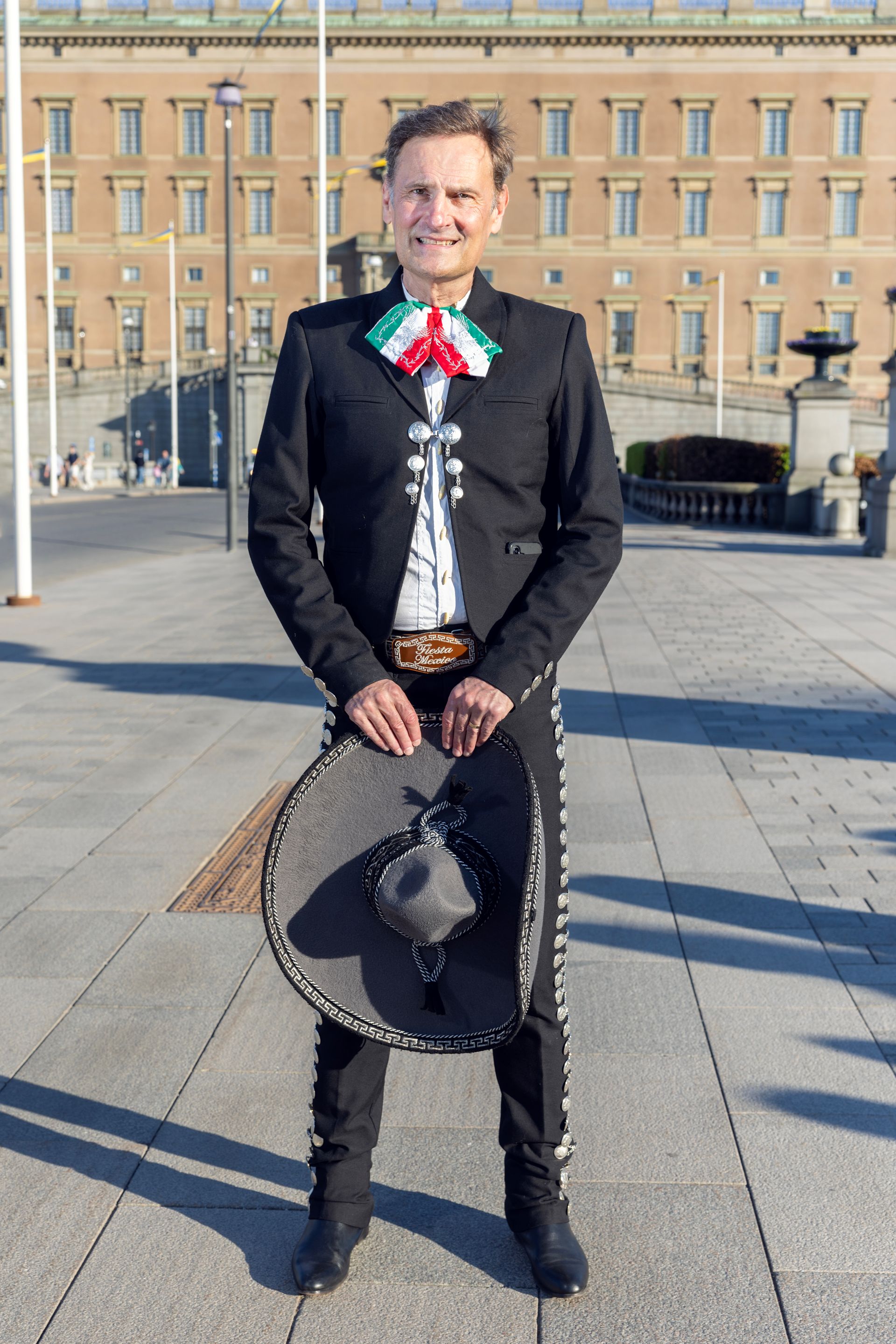 Ola — trumpet och sång